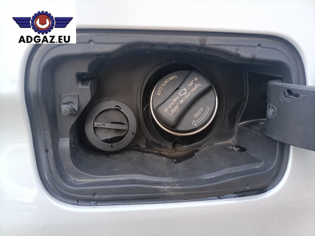 BMW X3 F25 2.0, instalacja BRC Maestro, Reduktor BRC 500, Wtryski BRC Yellow, Zbiornik 45L