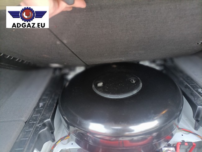 BMW X3 F25 2.0, instalacja BRC Maestro, Reduktor BRC 500, Wtryski BRC Yellow, Zbiornik 45L