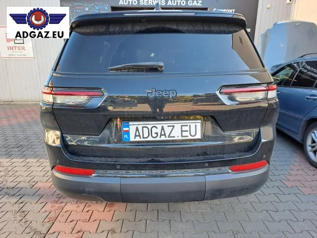 Tył Jeep Grand Cherokee WL 3.6 po montażu instalacji LPG, AdGaz Piaseczno